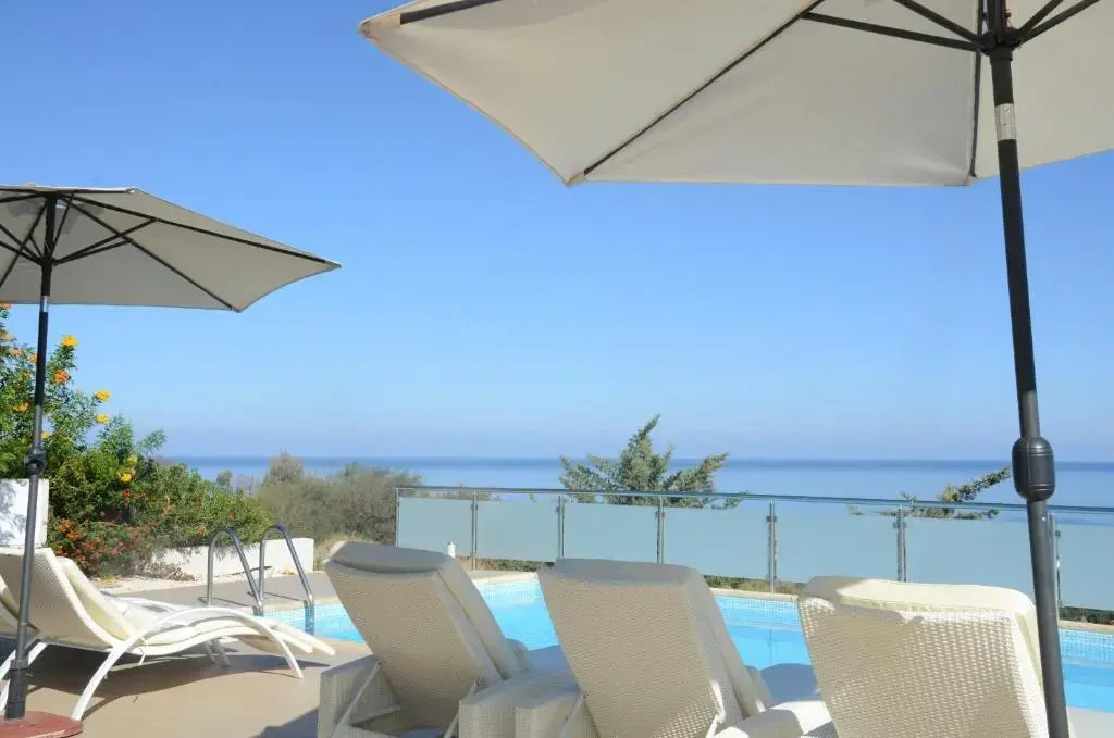 Villa Calypso in Latsi
