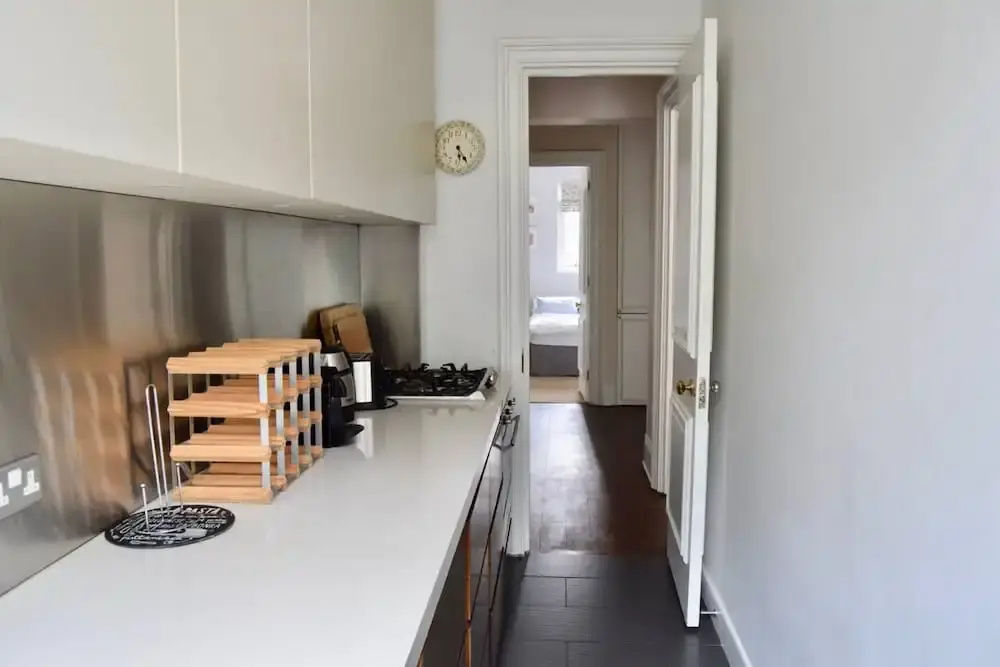 Elegant 2 Bedroom Chelsea Flat With Roof Terrace