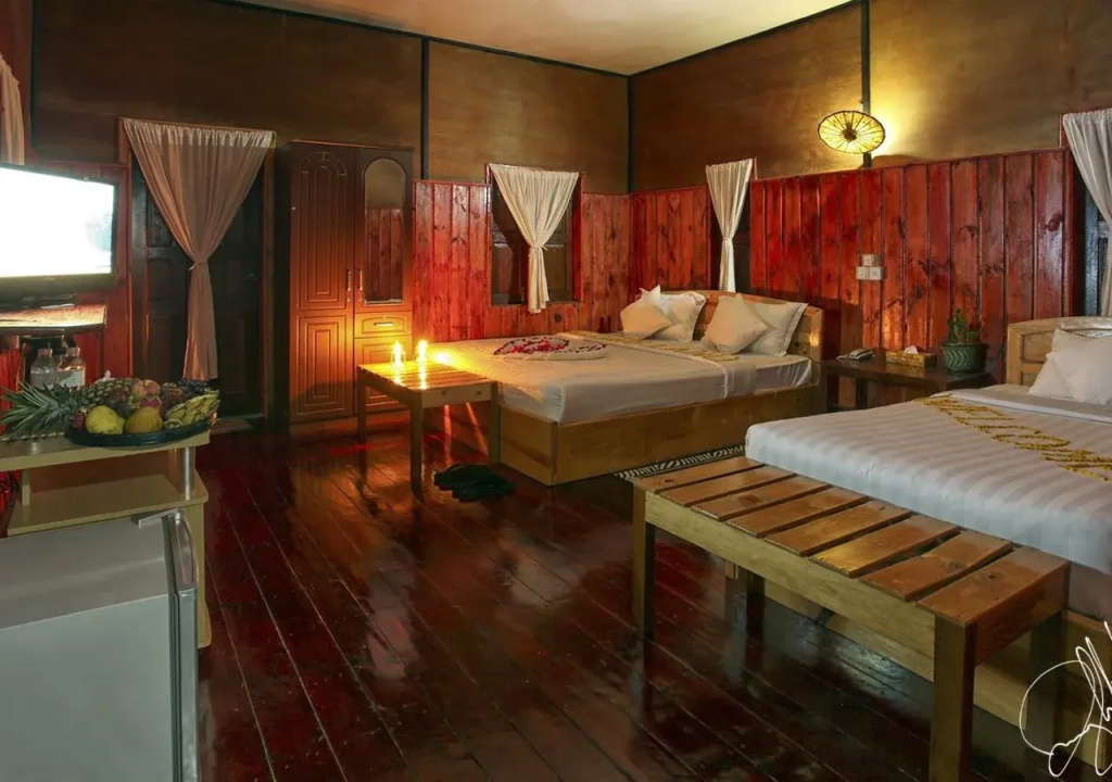 Nature Land Hotel