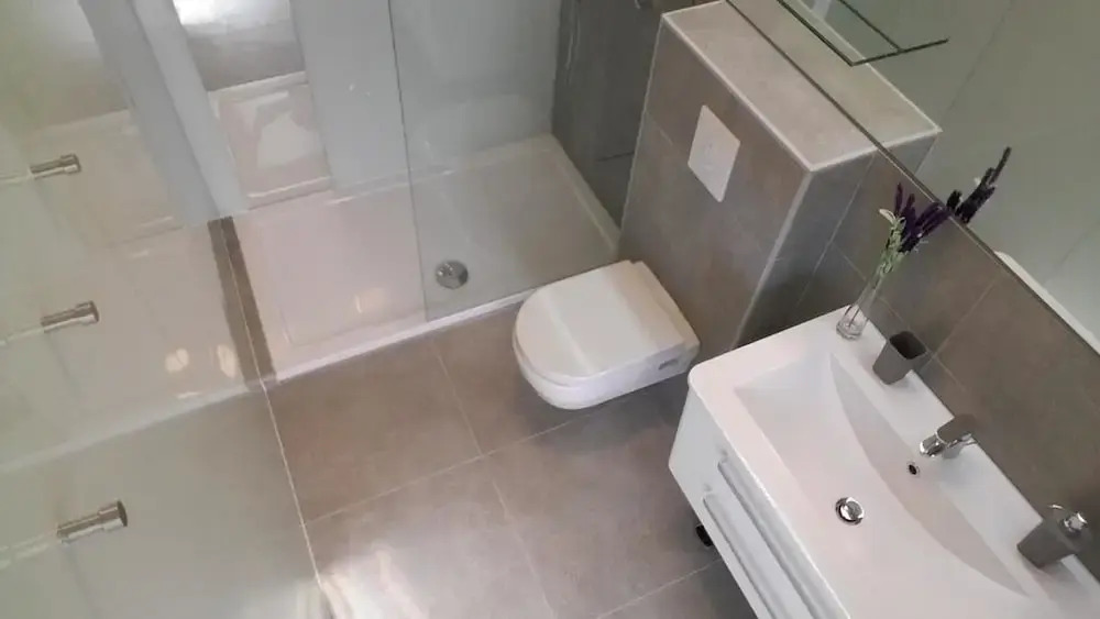 Downtown Luxury Apartments with Hot Tub