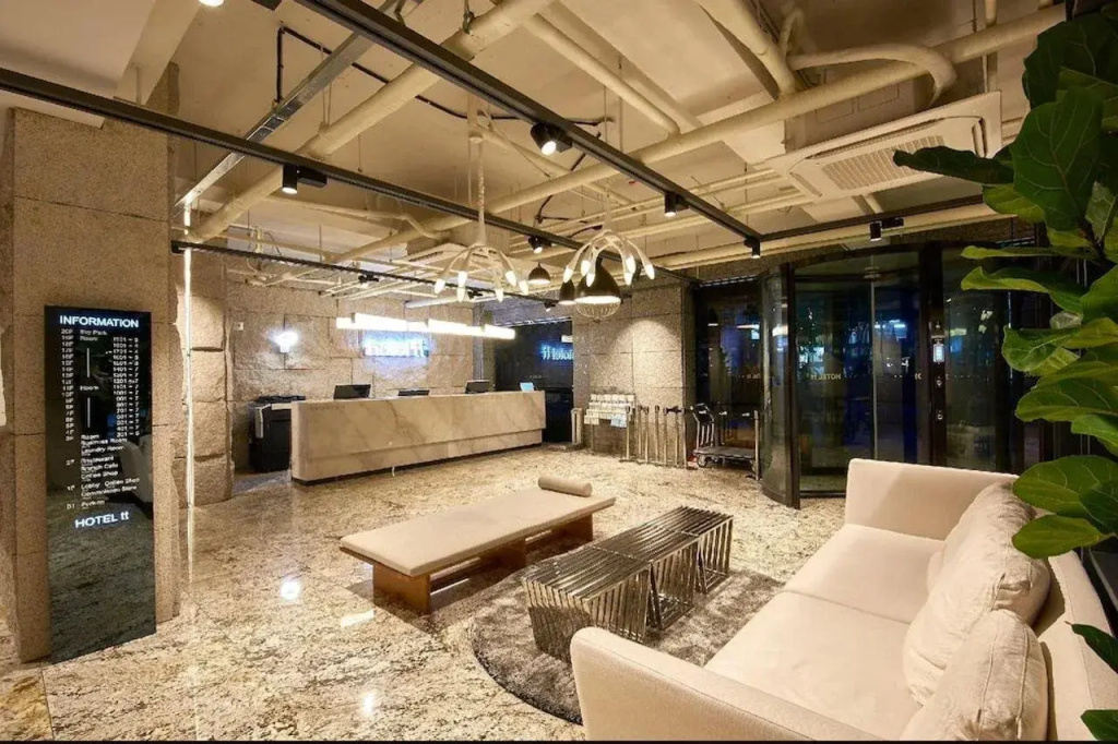 Hotel tt