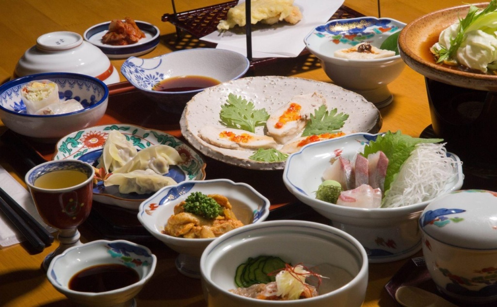 Yufuin Onsen Hasuwa Inn