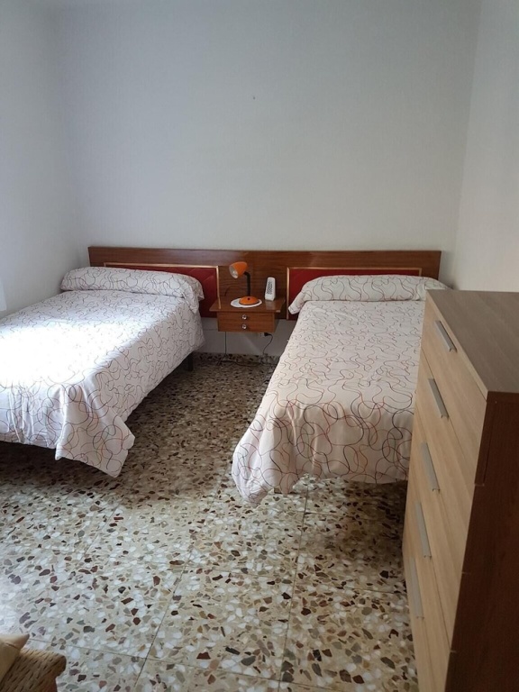 Apartment With 2 Bedrooms in Alicante, With Balcony - 3 km From the Be