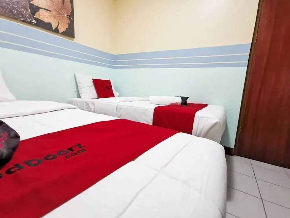 Reddoorz Near Davao Doctors Hospital