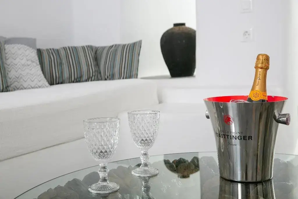 Vogue Suites