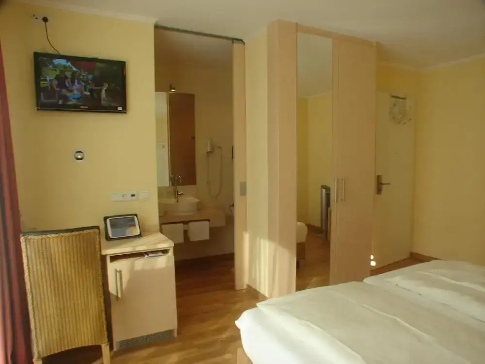 Rotenberg PT Hotel
