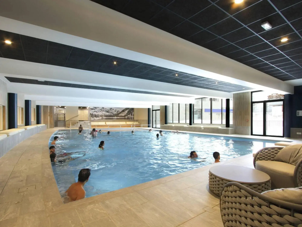 Apartment with spa at the foot of the Grandes Rousses massif