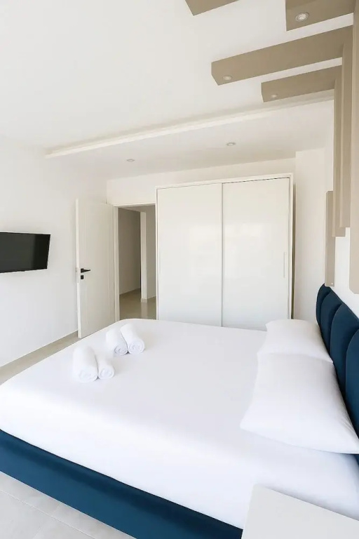 Oceanic Luxury Apartments