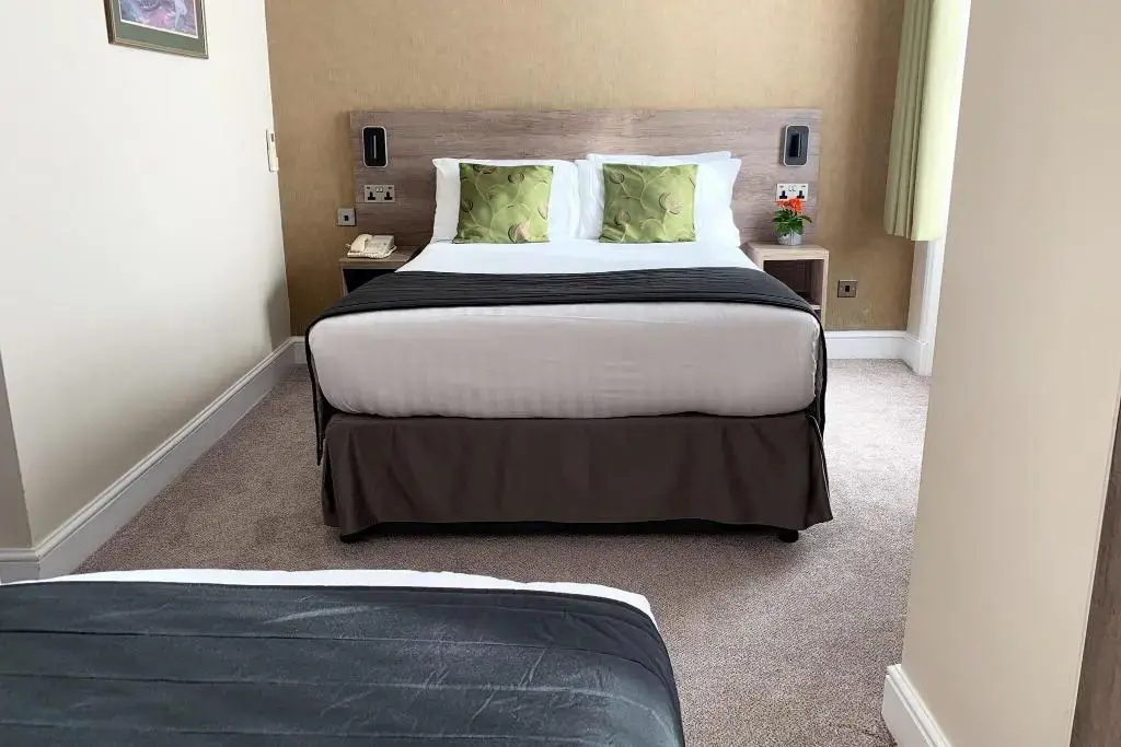 Kensington Gardens Hotel