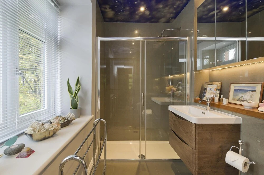 Delightful Apartment in Prime Location Near Hampstead Heath by Underthedoormat