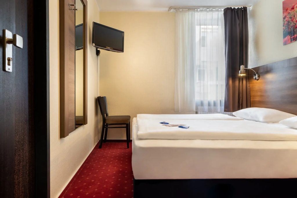 Hotel Leonet
