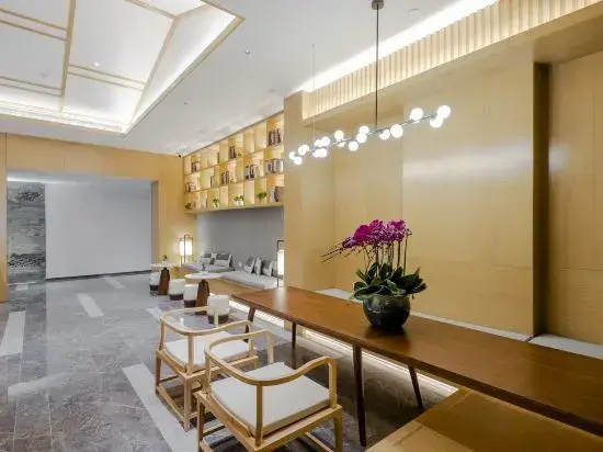 Jianguo HIDDEN Hotel (Nanjing Sun Yat-sen's Mausoleum Area Wutong Avenue)
