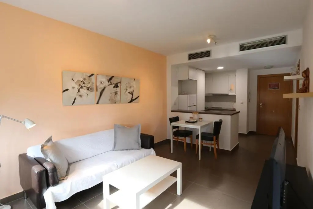 Aguilas Residencial El Cedro BIF2
