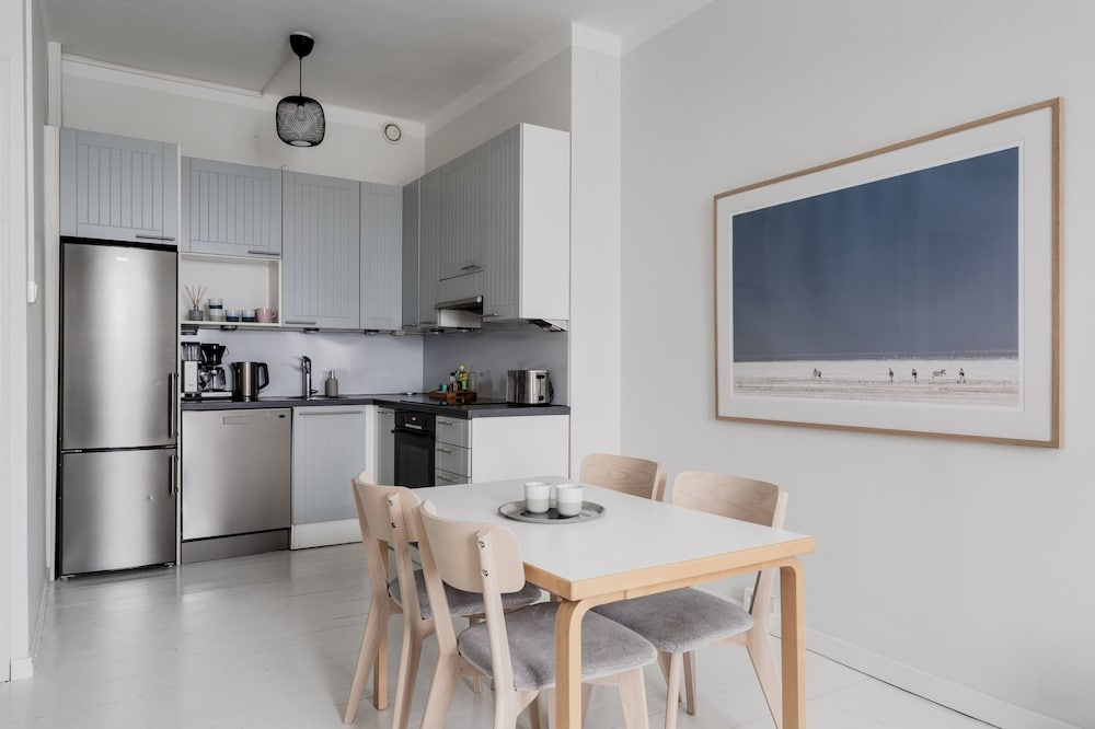 Premium Sea View & Historic Apartment