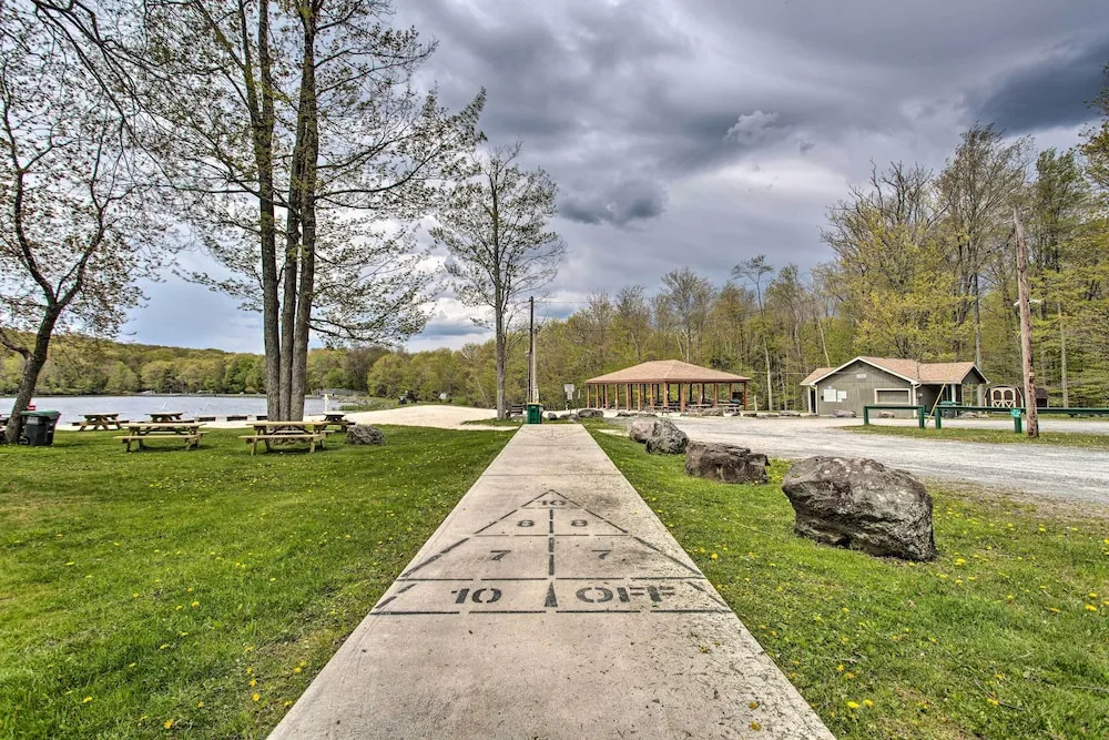 Pocono Lake Home w/ Fire Pit: Walk to Ski Hill!