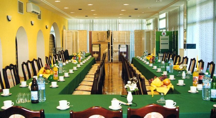 Hotel Restauracja Kaukaska Jadwiga Choroszy