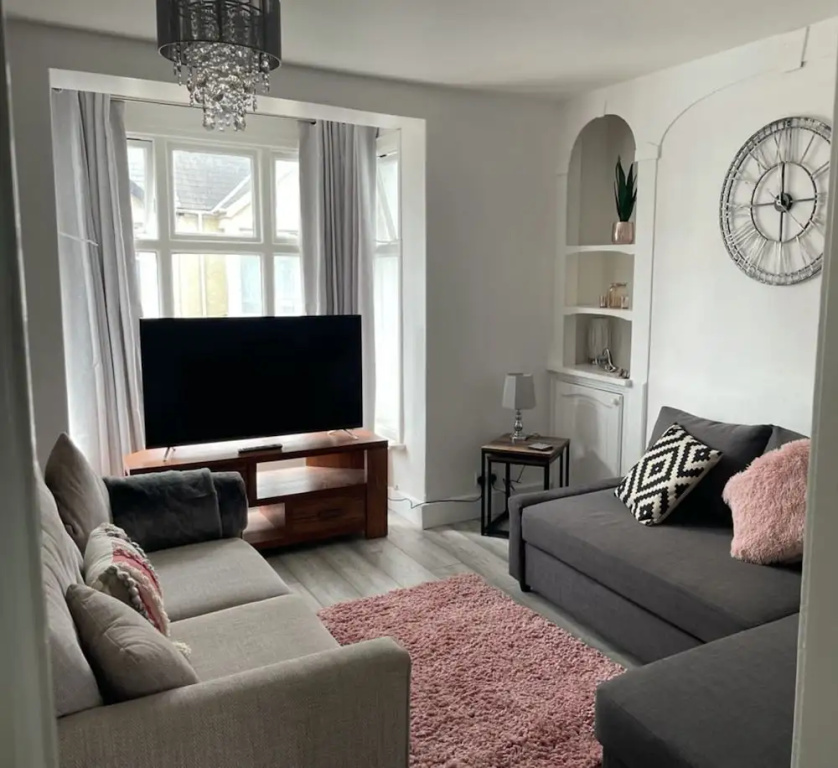 Luxury Stay in the Heart of Porthcawl