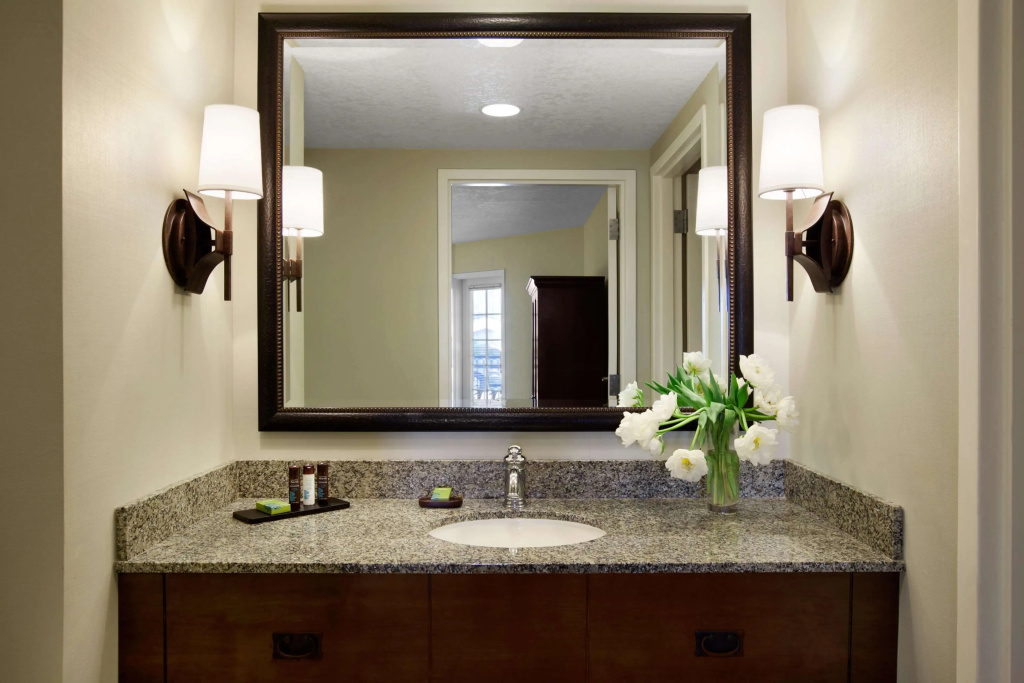 Embassy Suites La Quinta Hotel & Spa