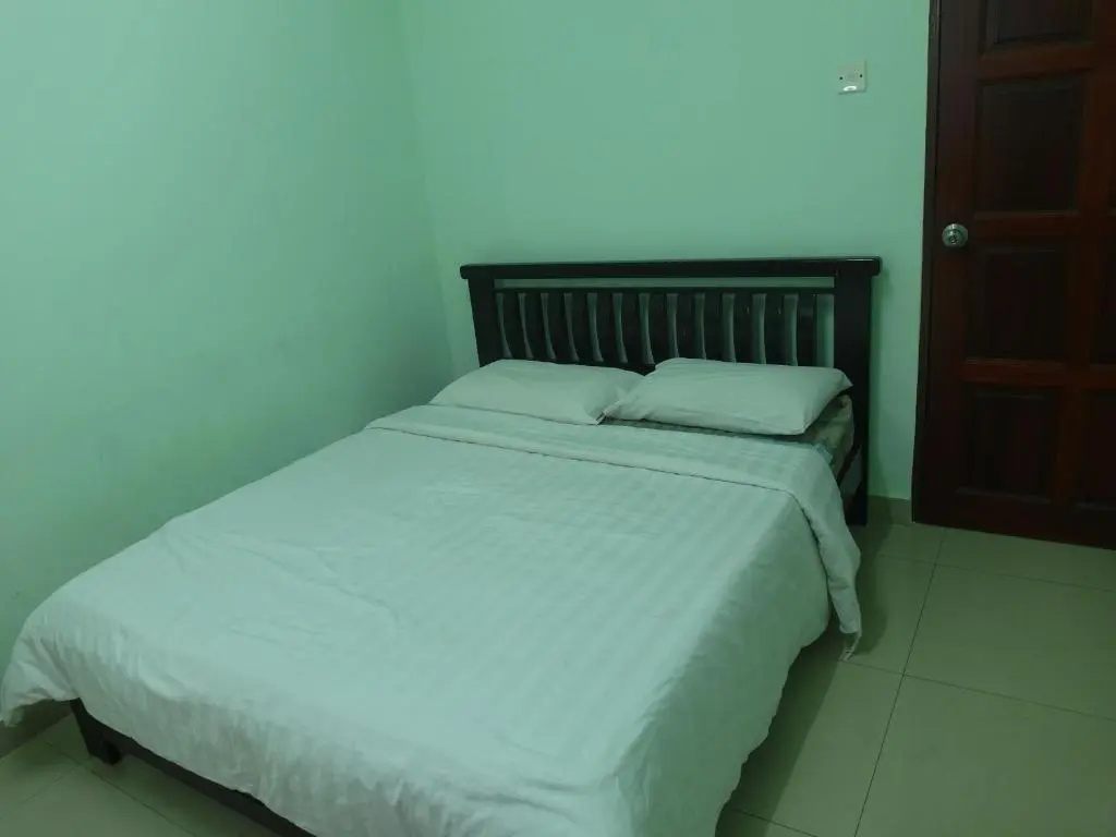 Jarzmin 2 Rooms Apartment