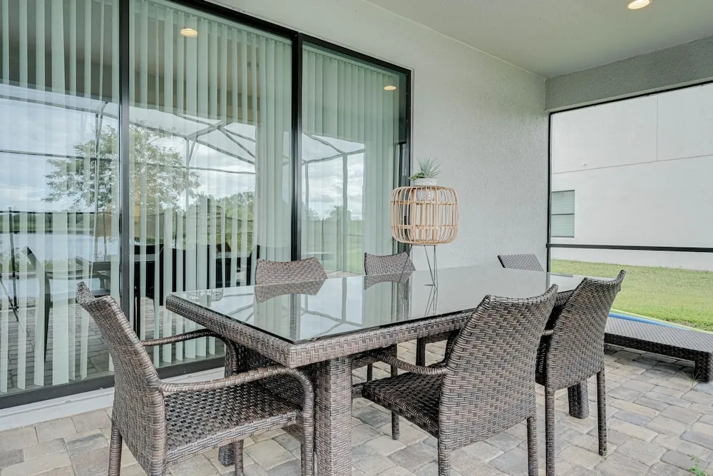 Balmoral Resort-198kb 4 Bedroom Home by RedAwning