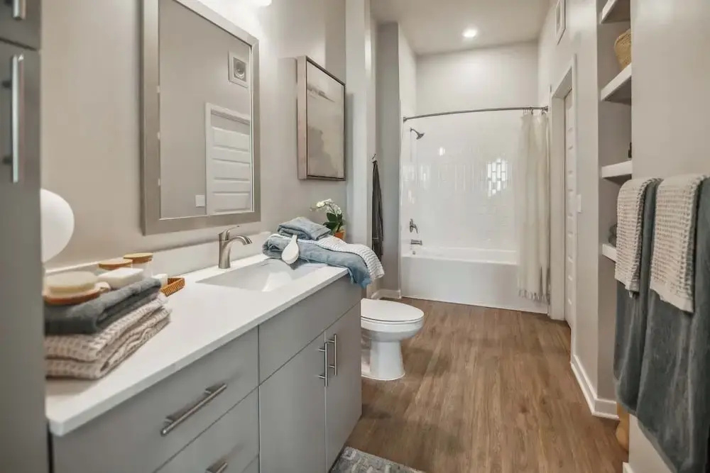 Landing Modern 1BD Gym Clubhouse