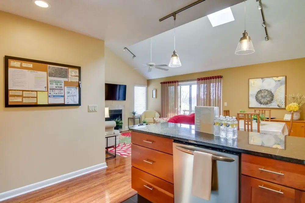 2 Mi to Ocean: Rehoboth Beach Condo w/ Pool Access
