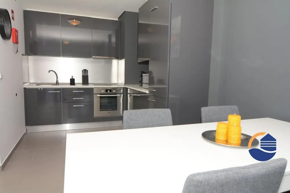 16 in Portim o With 2 Bedrooms and 2 Bathrooms