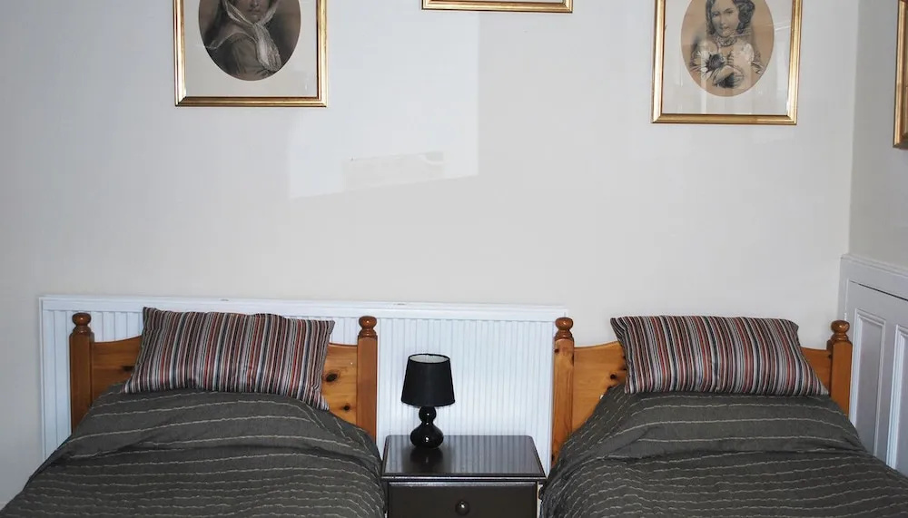 Hillview Guest House