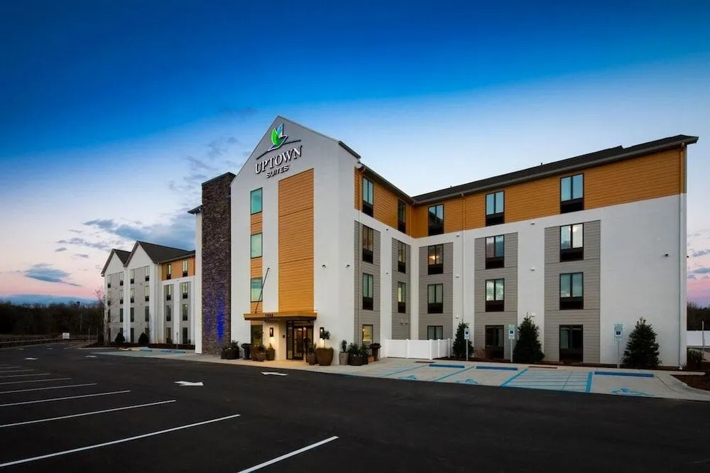 Uptown Suites Extended Stay Denver CO -Westminster