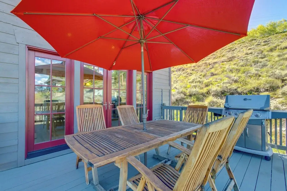 Granby Home Stunning Mountain and Lake Views!