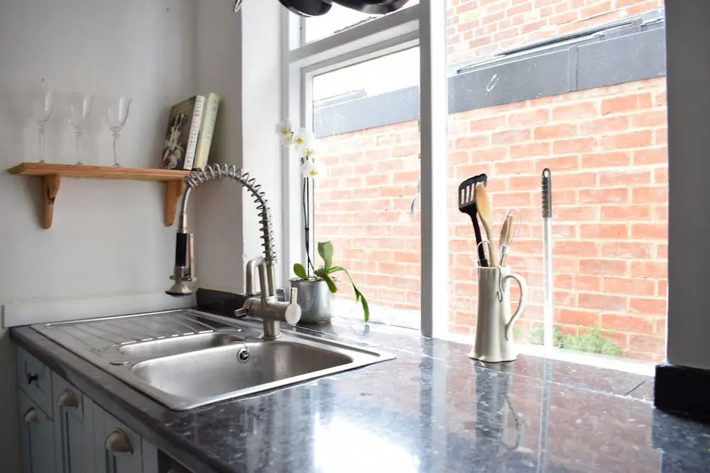 Beautiful 3 Bedroom House Close to City Centre