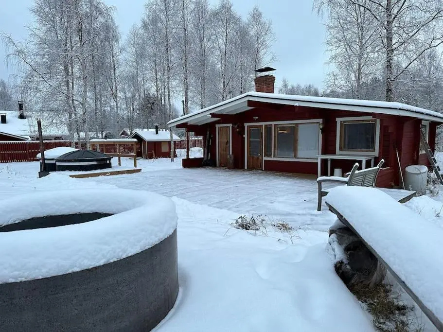 Ivalo Northern Lights Riverfront Cabin Lapland Sauna Hot Tub Near Airport