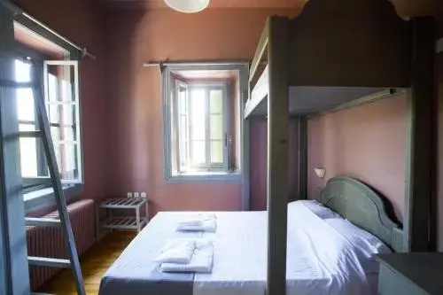 Chalantra Residence