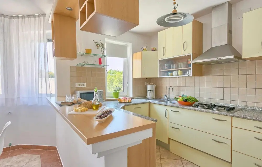 Awesome Home In Stinjan With Wifi