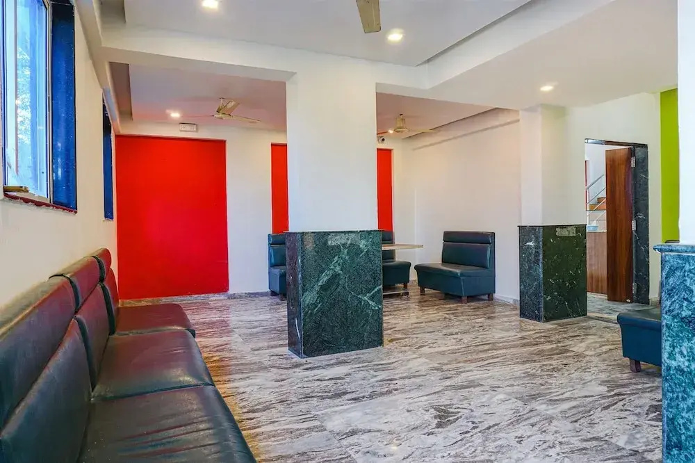 FabHotel Gokul Lodge