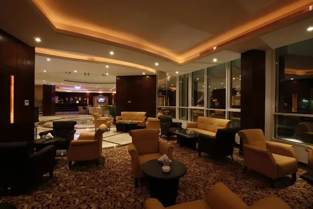 Hayatt Home Hotel
