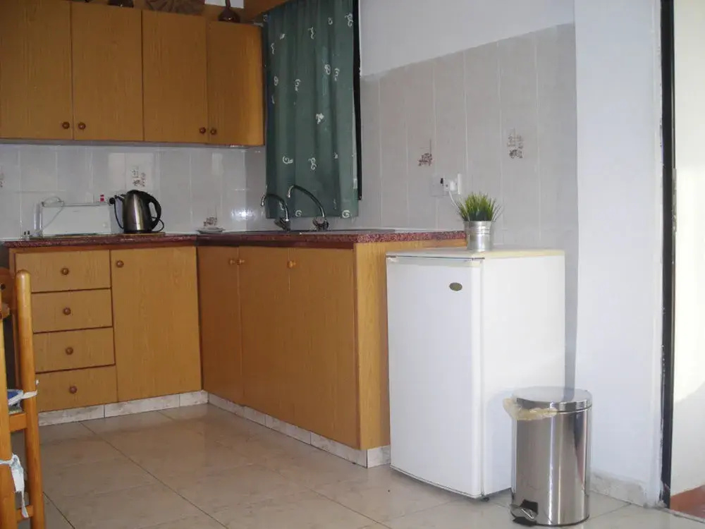 Angela Holiday Apartments
