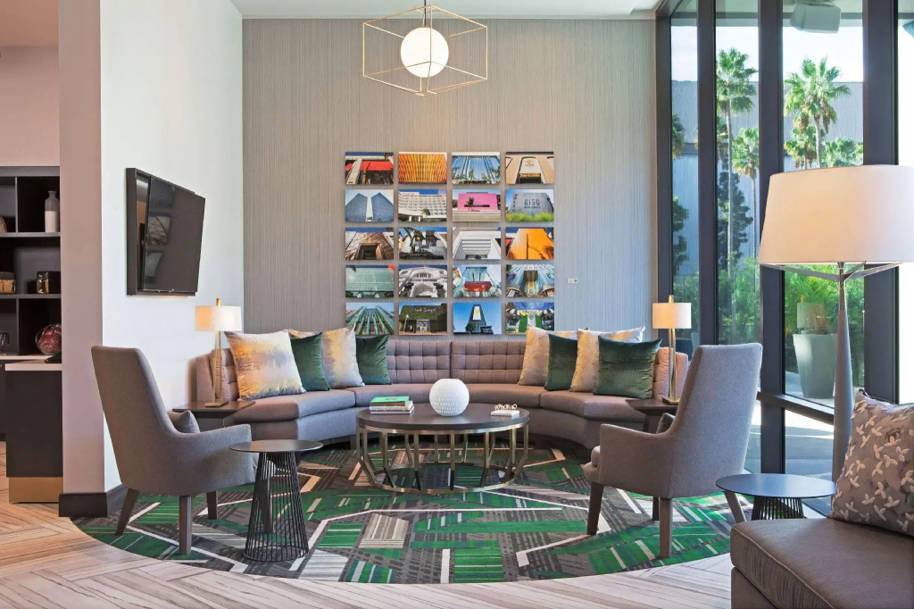 H Hotel Los Angeles, Curio Collection By Hilton