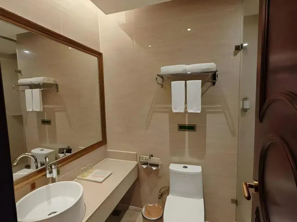 Vienna Hotel North Shenzhen Science and Technology Park Branch