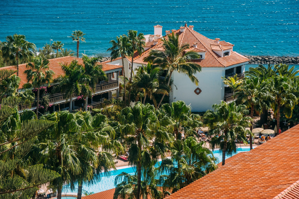 Hotel Parque Tropical