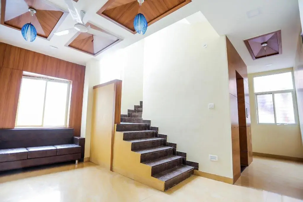 Hotel Shri Hari By OYO Rooms