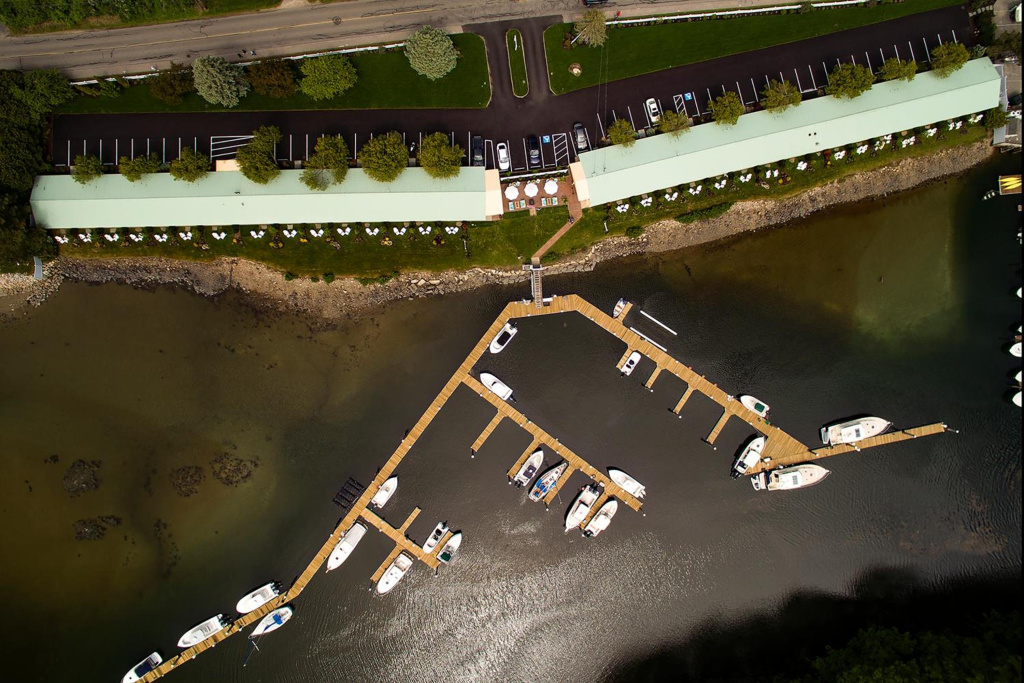 Yachtsman Lodge & Marina