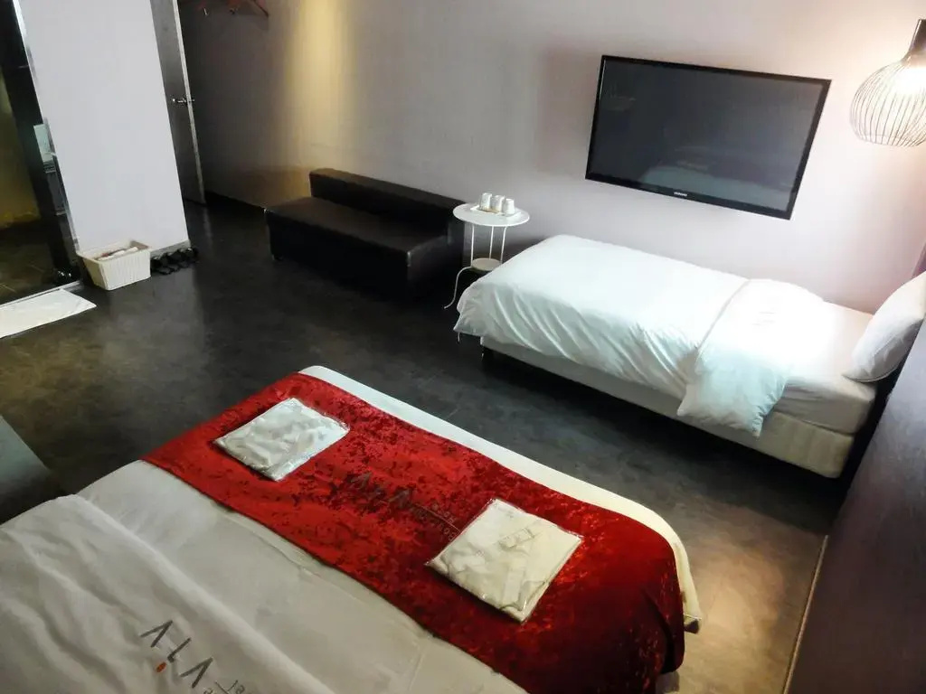 VIV Classic Hotel