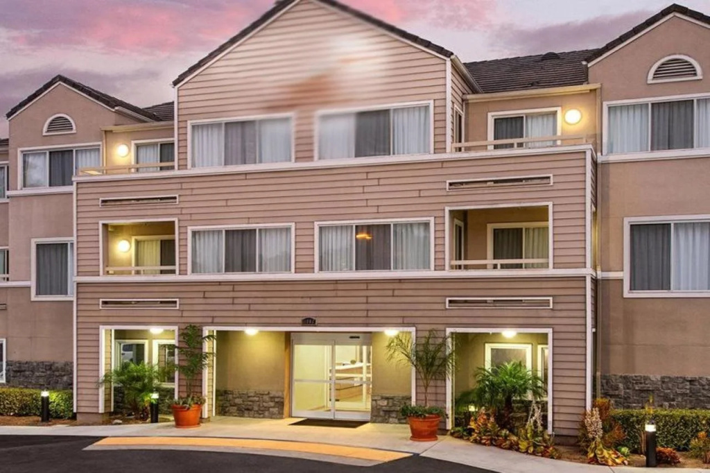 Sonesta ES Suites Carmel Mountain - San Diego
