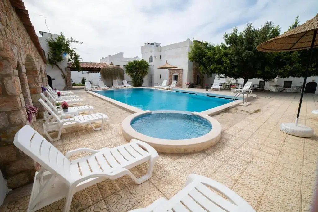 Dolphin Residences - Yasemin 1