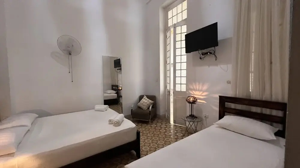 Vapor 156 Boutique Hotel