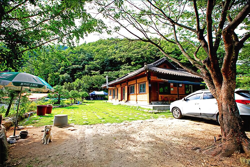 Gapyeong Yujeong Sanbang Pension