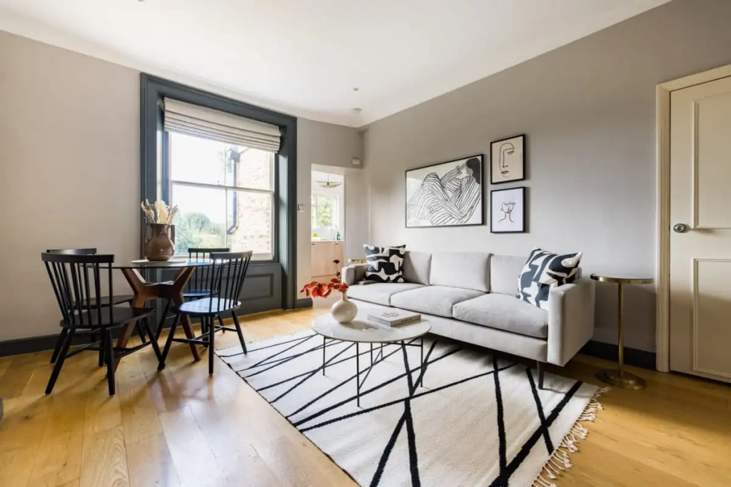 The Maida Vale Maison - 4BDR Maisonette Flat