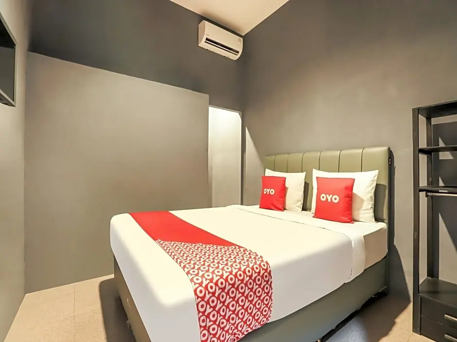 OYO 3492 Mandala Residence