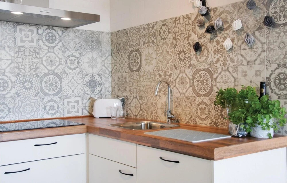 Stunning Home in Bruinisse With 2 Bedrooms and Wifi